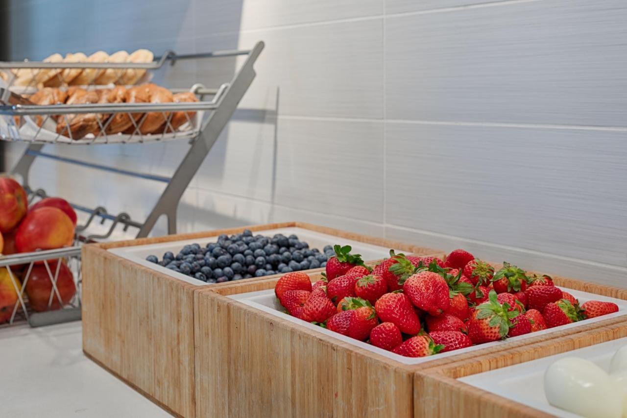 Springhill Suites By Marriott Bloomington Esterno foto