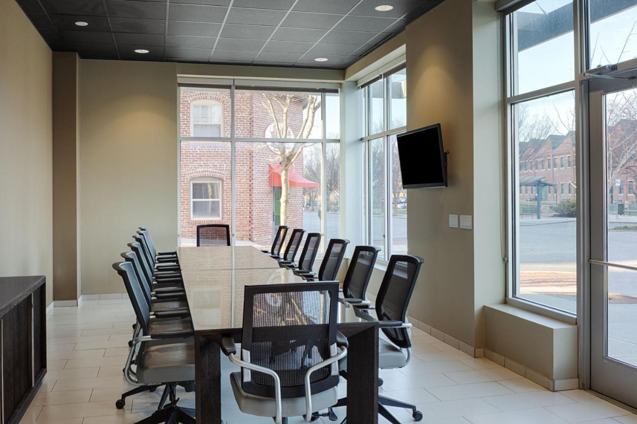 Springhill Suites By Marriott Bloomington Esterno foto