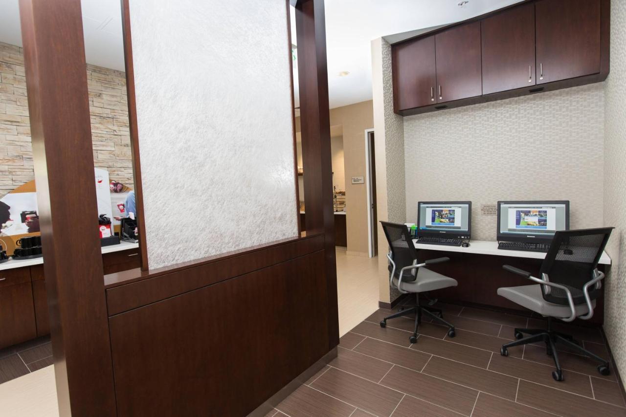 Springhill Suites By Marriott Bloomington Esterno foto