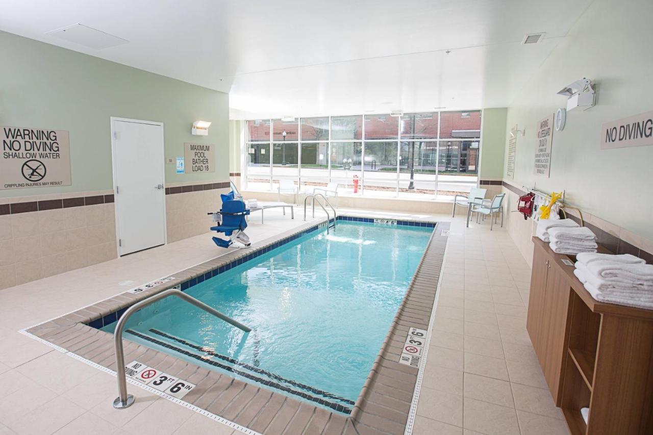 Springhill Suites By Marriott Bloomington Esterno foto