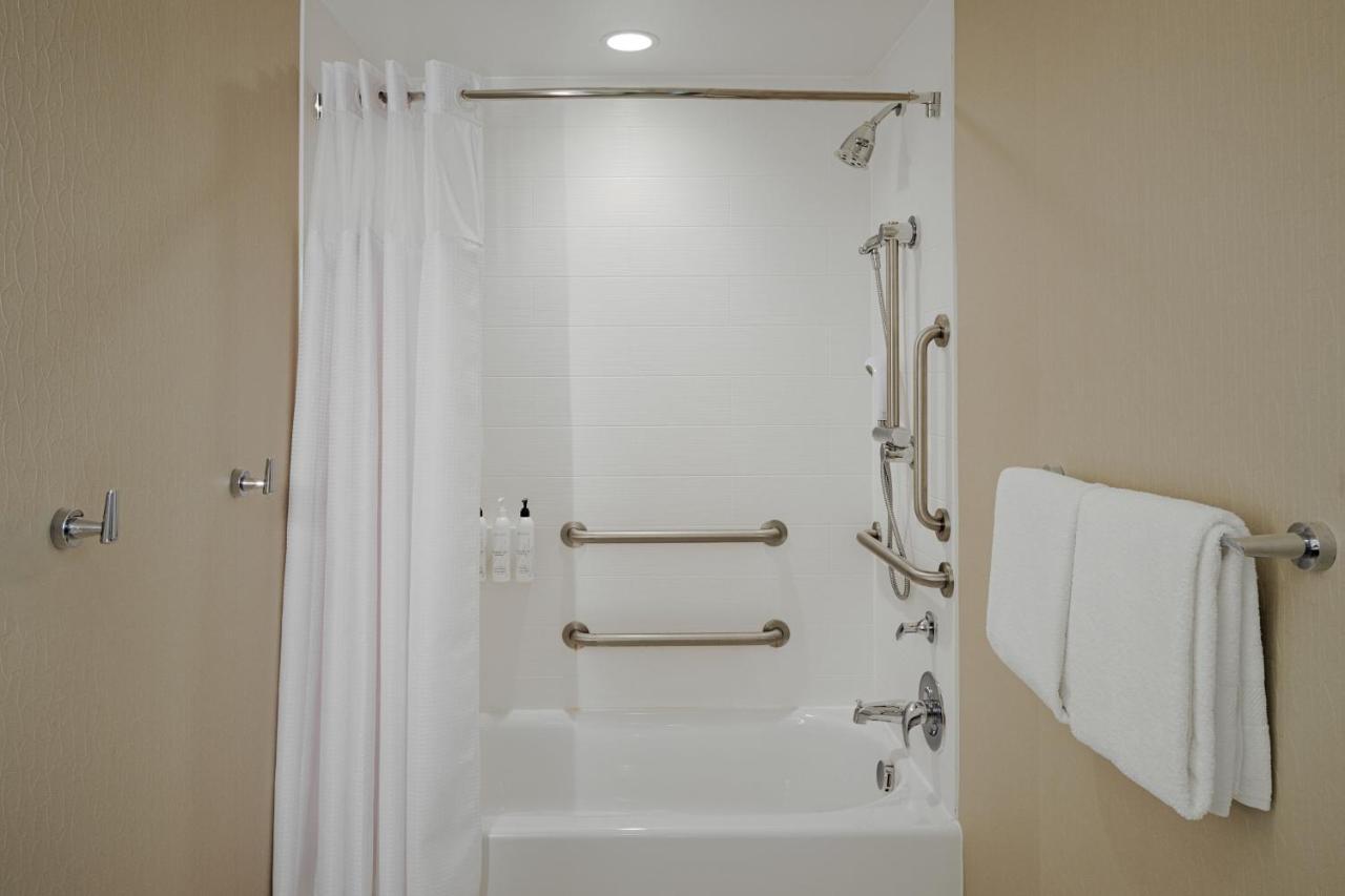 Springhill Suites By Marriott Bloomington Esterno foto