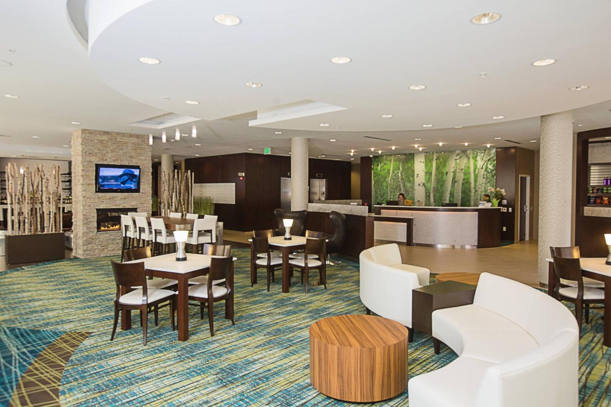 Springhill Suites By Marriott Bloomington Esterno foto