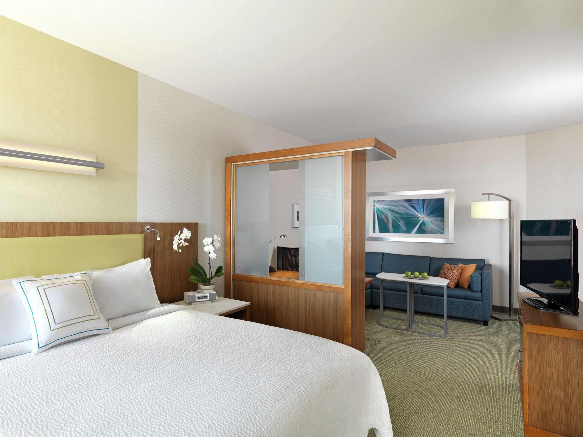 Springhill Suites By Marriott Bloomington Esterno foto